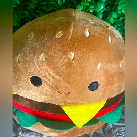 NWT Carl the Cheeseburger Squishmallows 8" - Picture 3 of 7
